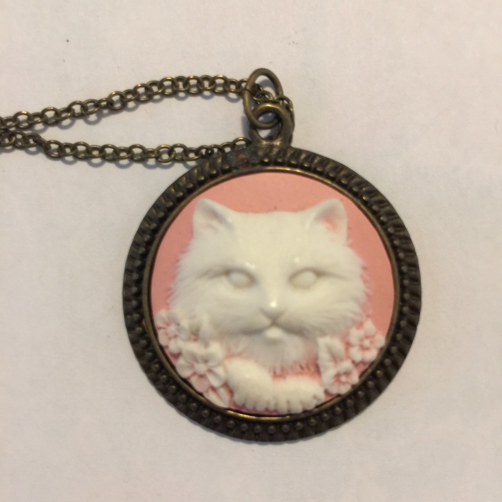Pink cat cameo necklace